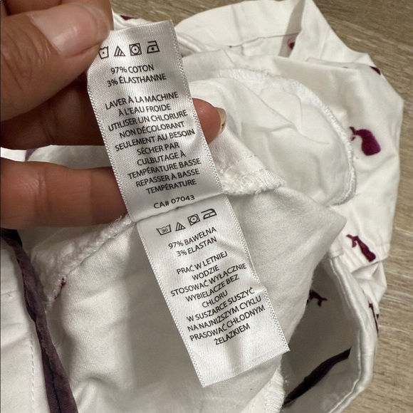 TELLURIDE Clothing Co Size 6 Stylish White Shorts with Maroon Whale Design - Picture 9 of 9